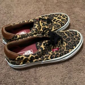 Leopard vans